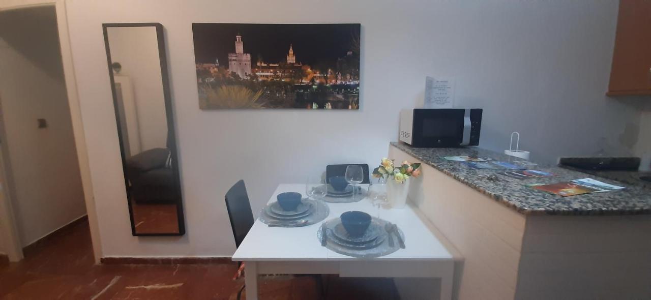 Apartamento Descalzos Seville Exterior photo