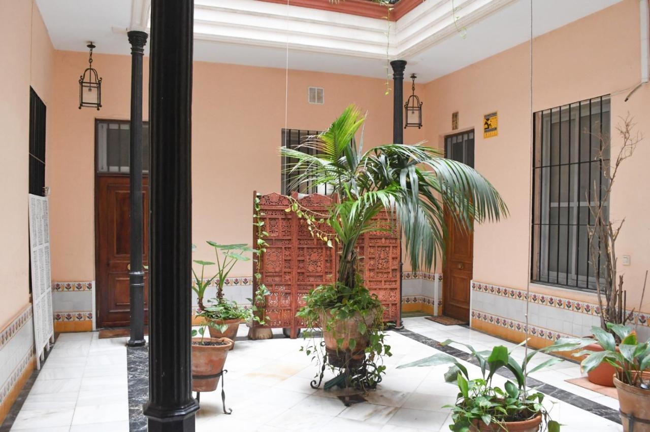 Apartamento Descalzos Seville Exterior photo
