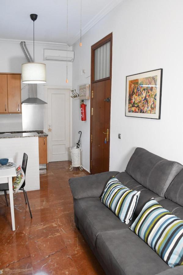 Apartamento Descalzos Seville Exterior photo
